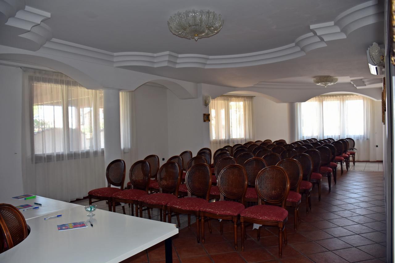 Hotel Joy Кастель-Вольтурно Екстер'єр фото