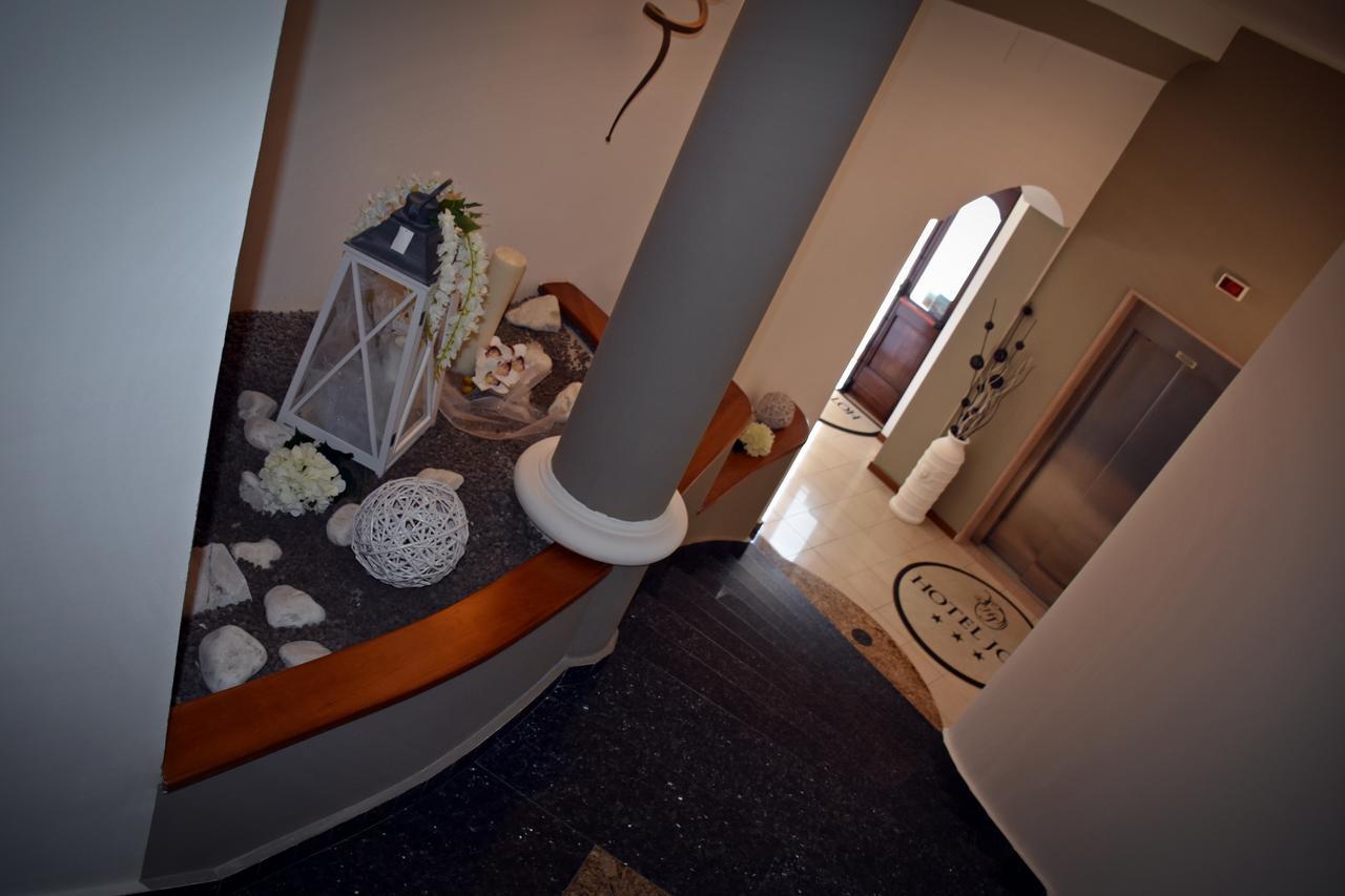 Hotel Joy Кастель-Вольтурно Екстер'єр фото