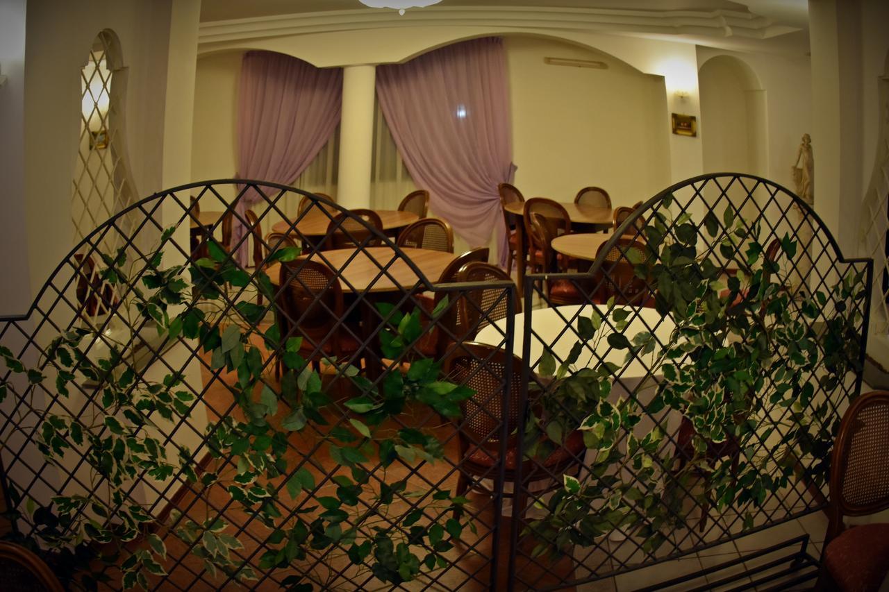 Hotel Joy Кастель-Вольтурно Екстер'єр фото